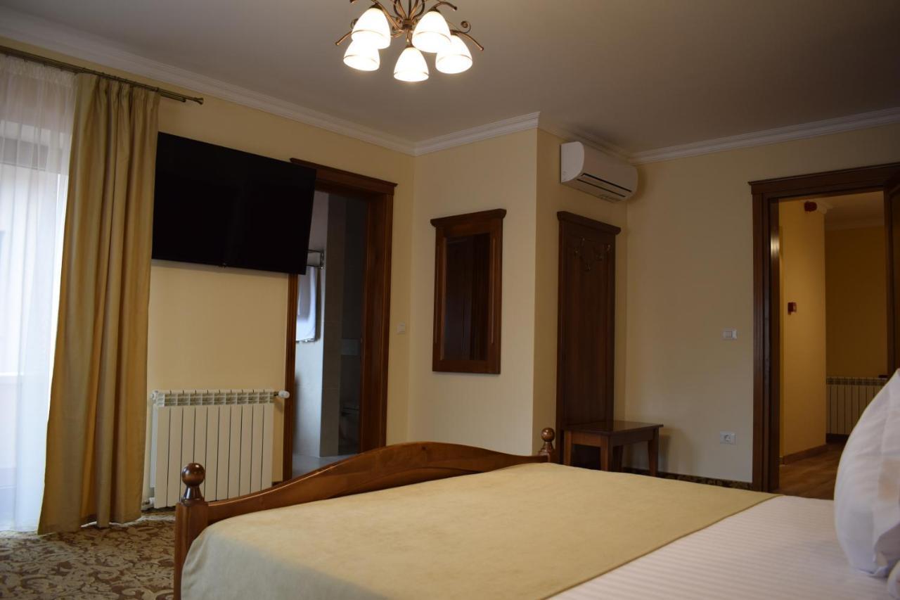 Hotel Vila Preciosa Alba Iulia Exteriér fotografie